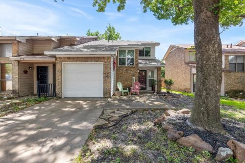 246 Mccarley Place, McKinney
