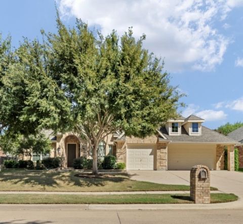1302 Rosebriar Lane