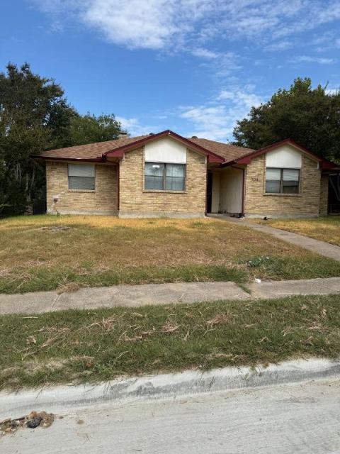 705 Angle Ridge Circle, Garland
