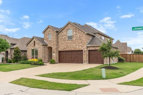 1319 Bridgewater Boulevard