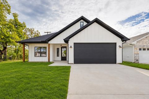 1328 Franklin Avenue, Bonham