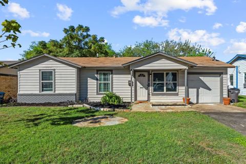 4808 S Hughes Avenue, Fort Worth