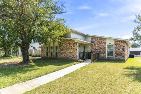 1901 Dodge Trail, Grand Prairie
