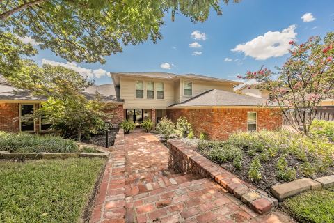 1406 Riverview Drive