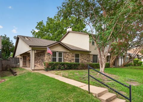 4915 Rollingwood Court, Garland