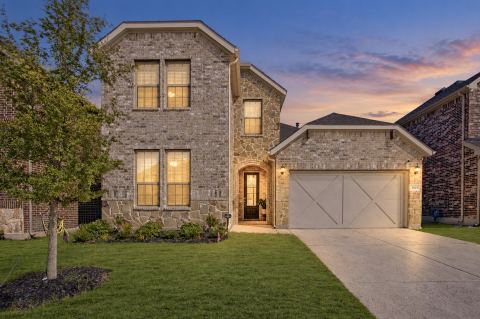 3829 Pearlwood Road