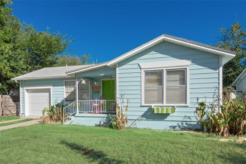 7470 Widgeon Avenue, Fort Worth