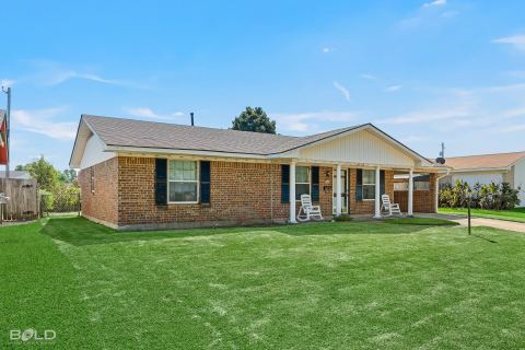 1510 Holiday Place