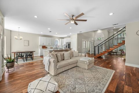 1107 Springfield Lane