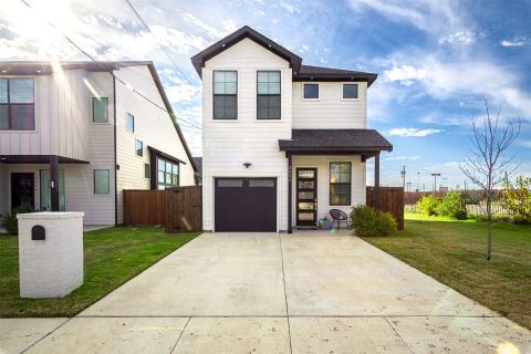 2050 Bickers Street, Dallas
