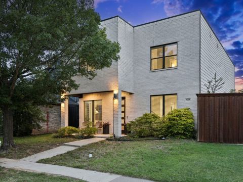 529 Picketts Drive