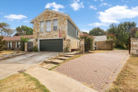 1911 Wisteria Court