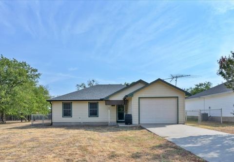 401 S Llano Street, Whitney
