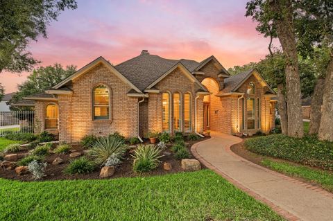 2504 Highland Meadow Drive