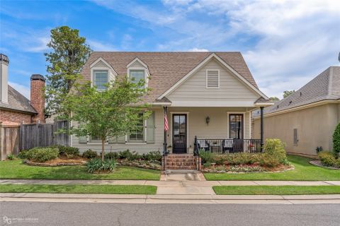 3025 Newberry Lane