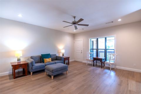 10660 Park Village Place Unit C