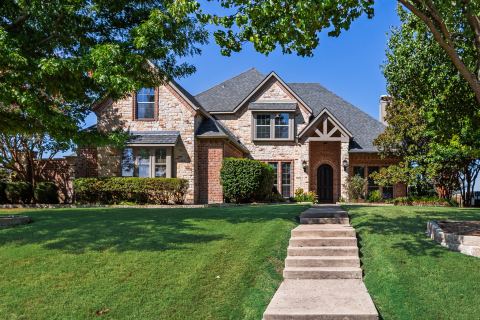 148 Stoneleigh Drive