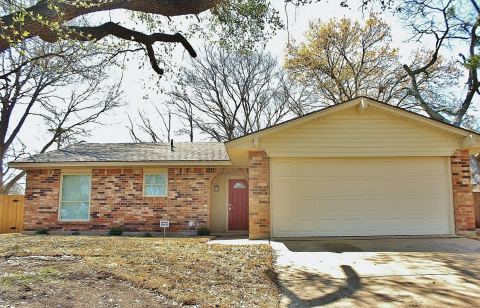 302 Linkwood Drive, Duncanville