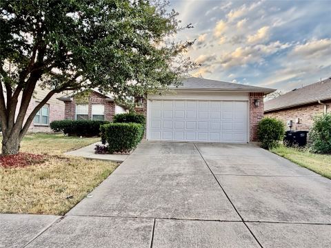 12629 Lost Prairie Drive, Fort Worth