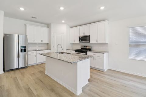 1007 Angel Street, Josephine