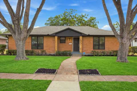 5826 Enchanted Lane