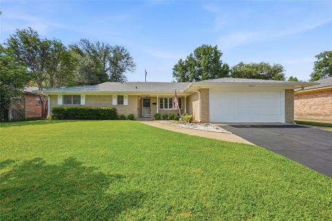 1712 Oakhill Drive