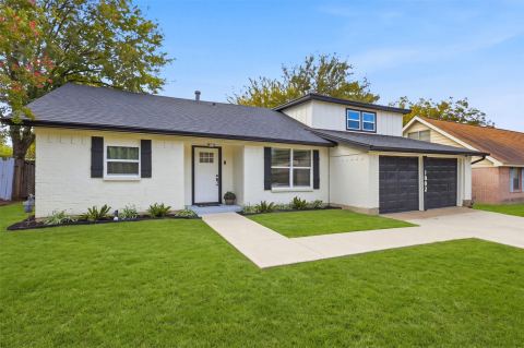 1002 Rosewood Lane, Arlington