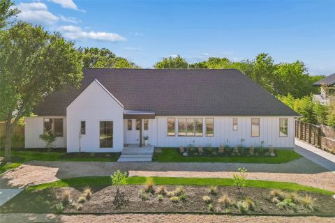 11131 Hillcrest Road, Dallas