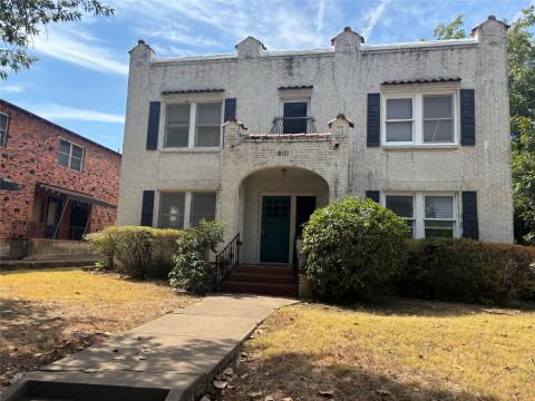 600 Monticello Drive 2, Fort Worth