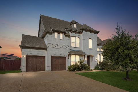 3613 Sparkling Drive