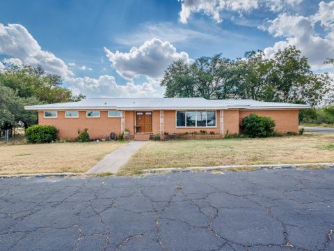 601 Garmon Drive