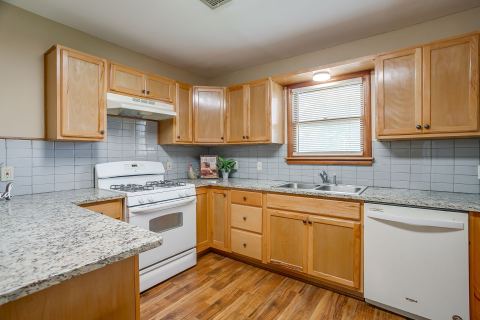 601 Perry Drive, White Settlement