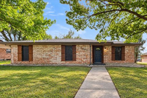 3003 Linda Drive