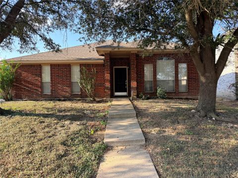 1149 Weaver Street, Cedar Hill