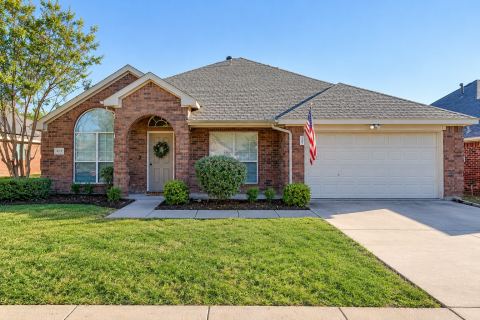 4517 Embercrest Lane, Fort Worth