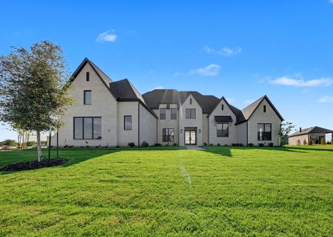 4509 Devon Circle