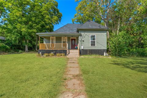 1216 Wesley Street, Greenville