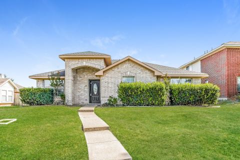 1132 Beechwood Lane, Cedar Hill