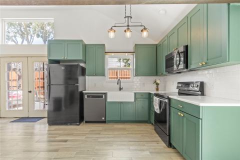 2041 Mallard Drive