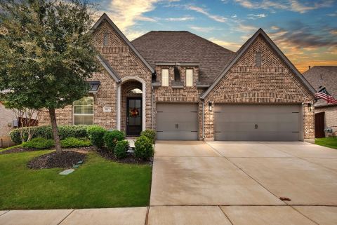 3817 Redbud Drive