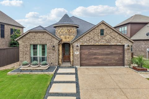 787 Deverson Drive
