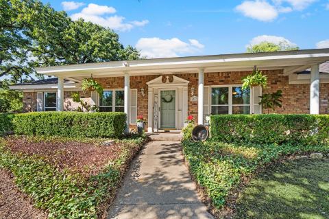 1317 Wade Drive