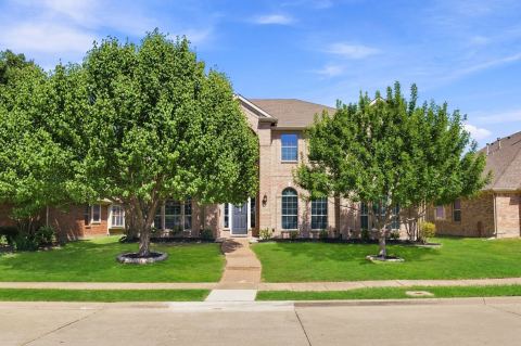 8124 Peacock Lane
