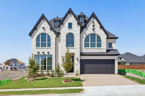 906 Coralberry Way