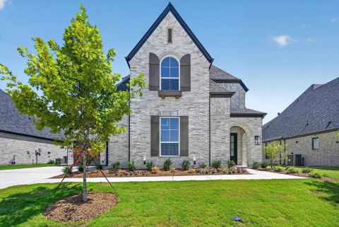 906 Montrose Drive