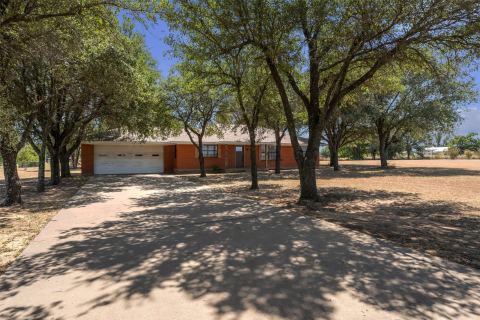 805 S Swanson Road
