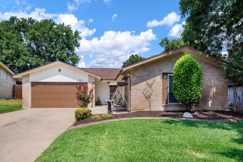 715 Salem Drive