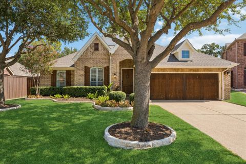 2403 Laguna Lane
