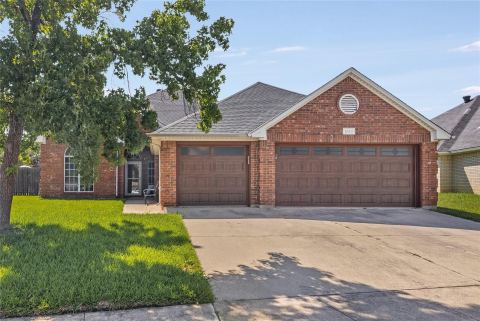 6113 Cliffbrook Drive