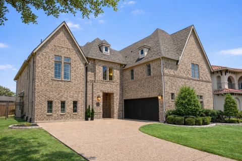 3827 Vanderbilt Lane